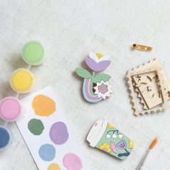 Wooden Brooches Kit - Create 3 Trendy Brooches