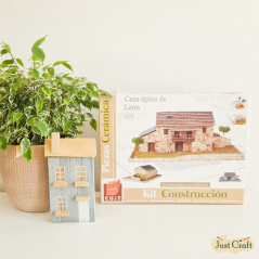 Brick construction kit Domenech Cuit - Typical house from Leon