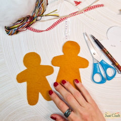 Gingerbread Man - Felt Craft Mini Kit