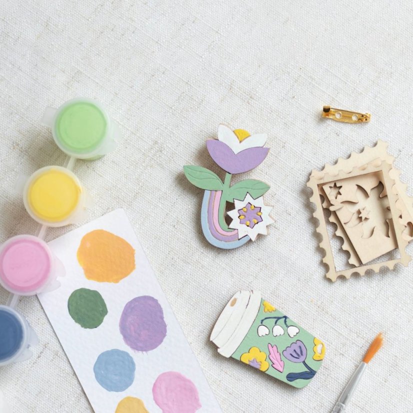 Wooden Brooches Kit - Create 3 Trendy Brooches