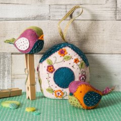 Birdhouse and Birds Felt Craft Kit