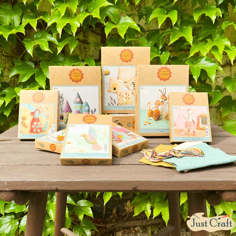 Kreativní šicí sada - Myška knihovnice z plsti