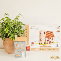 Brick construction kit Domenech Cuit - Old English Cottage House