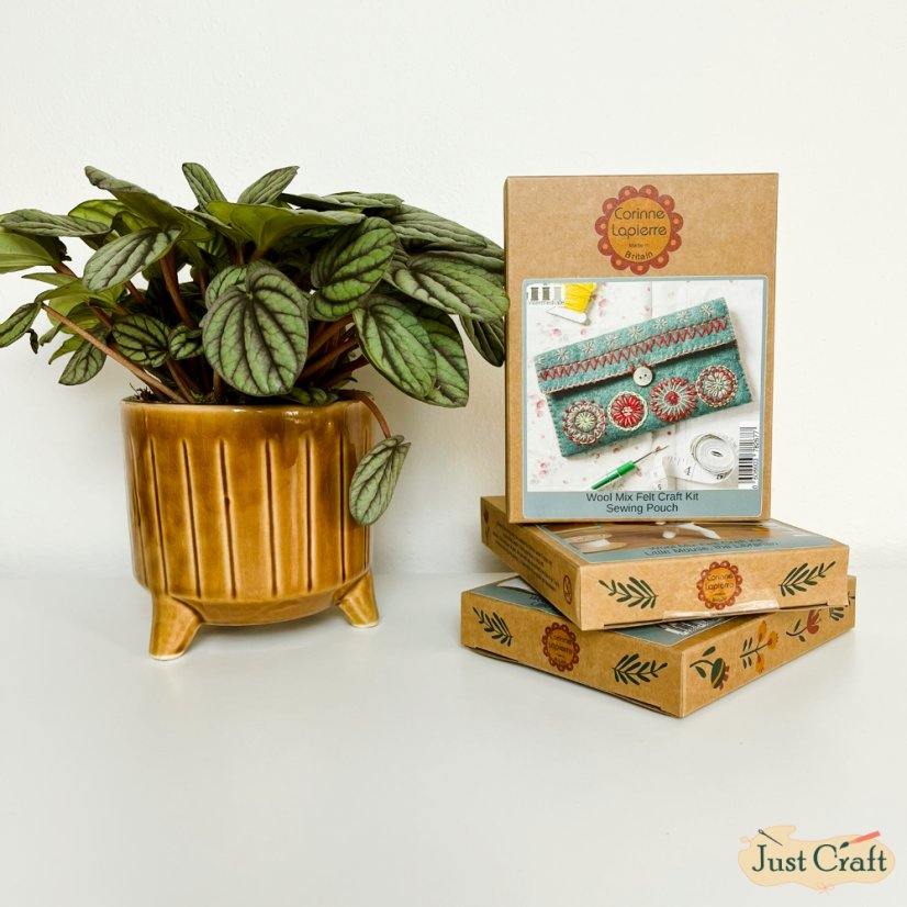 Felt Sewing Pouch Mini Kit