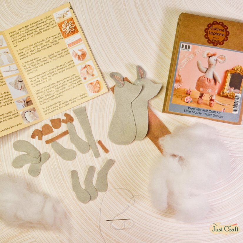 Kreativní šicí sada Myška Baletka + Baletní pokoj k sestavení