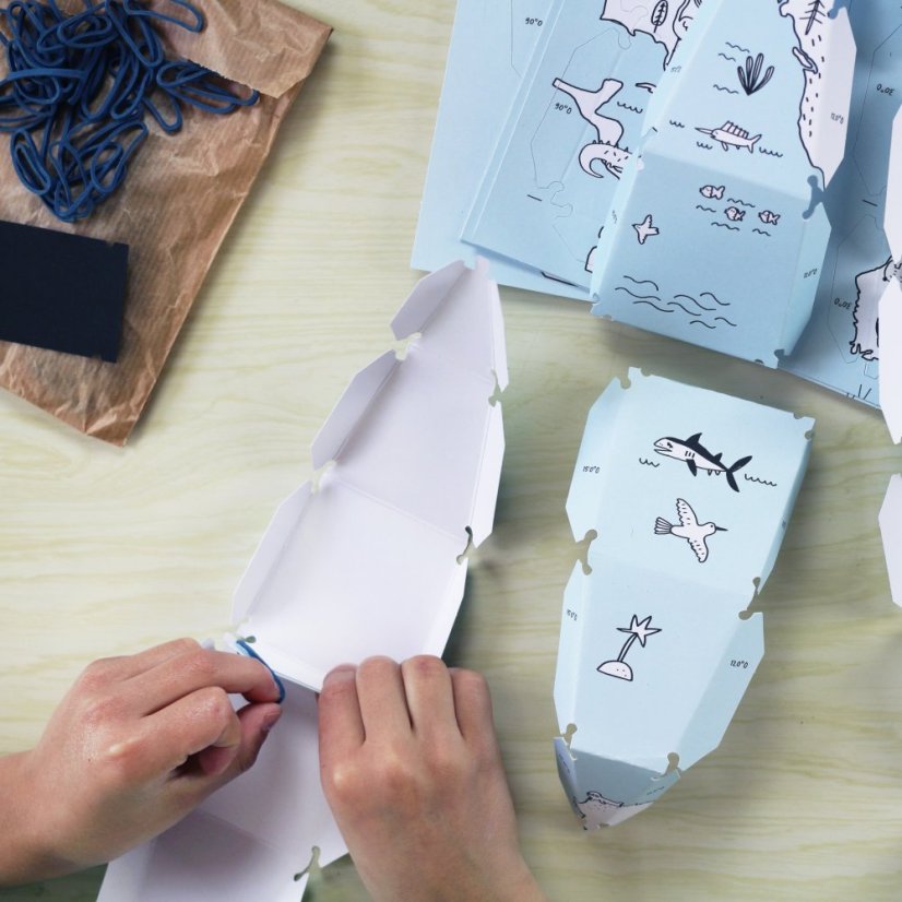 Papírová kreativní sada pro děti - Vyrob si a namaluj 3D Zemi